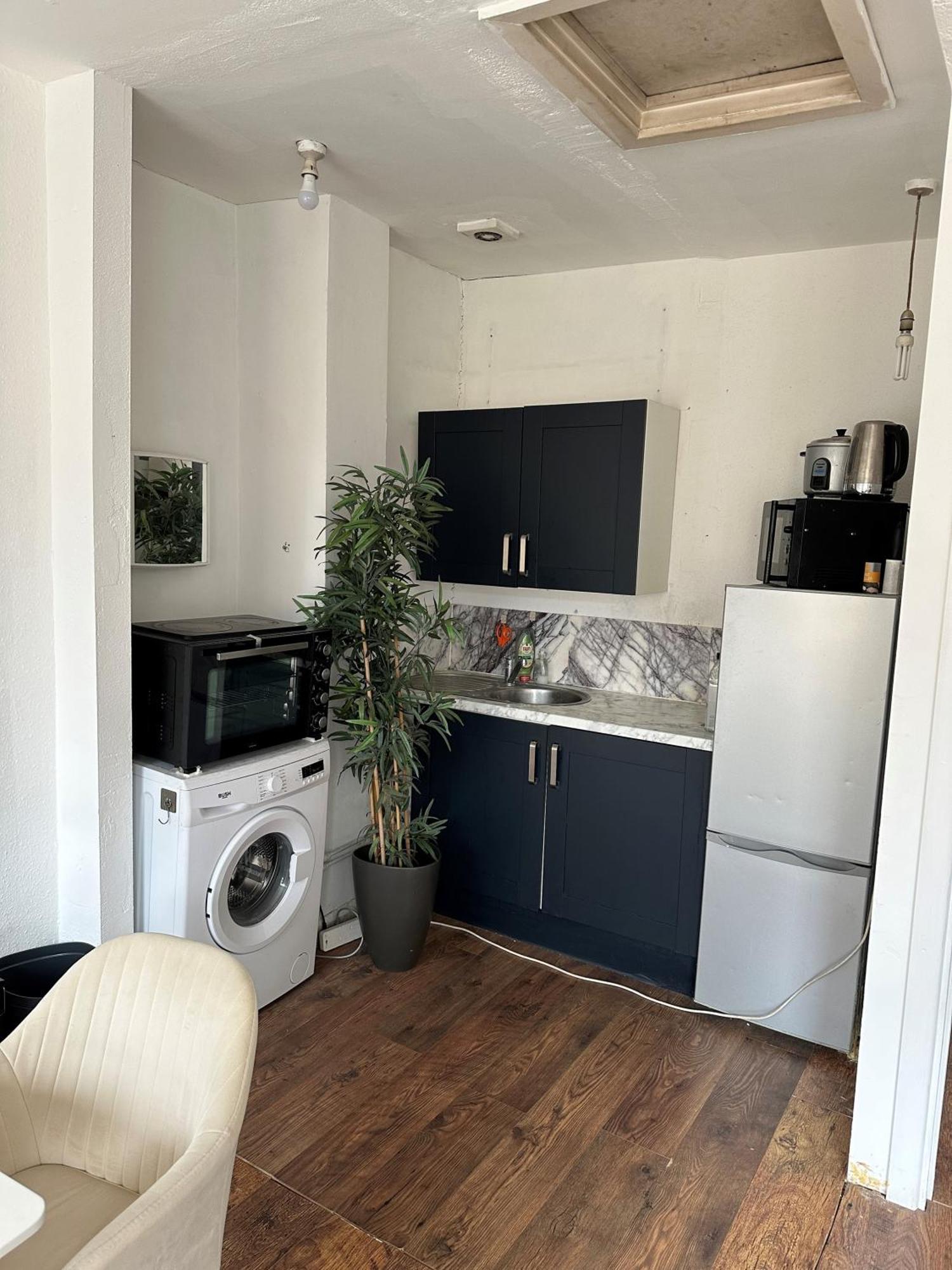 One Bed Victorian Flat,10 Min Walk To Paddington, Sleeps 4, Pet-Friendly Apartment Лондон Екстериор снимка