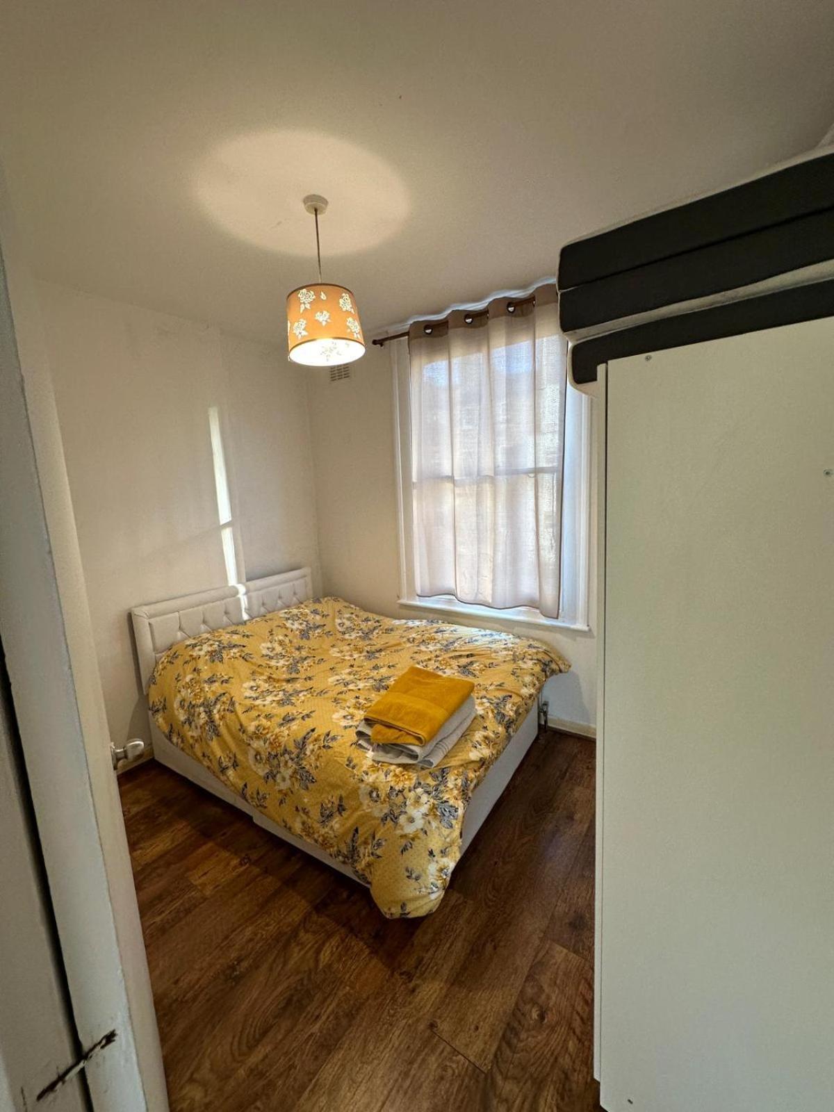 One Bed Victorian Flat,10 Min Walk To Paddington, Sleeps 4, Pet-Friendly Apartment Лондон Екстериор снимка